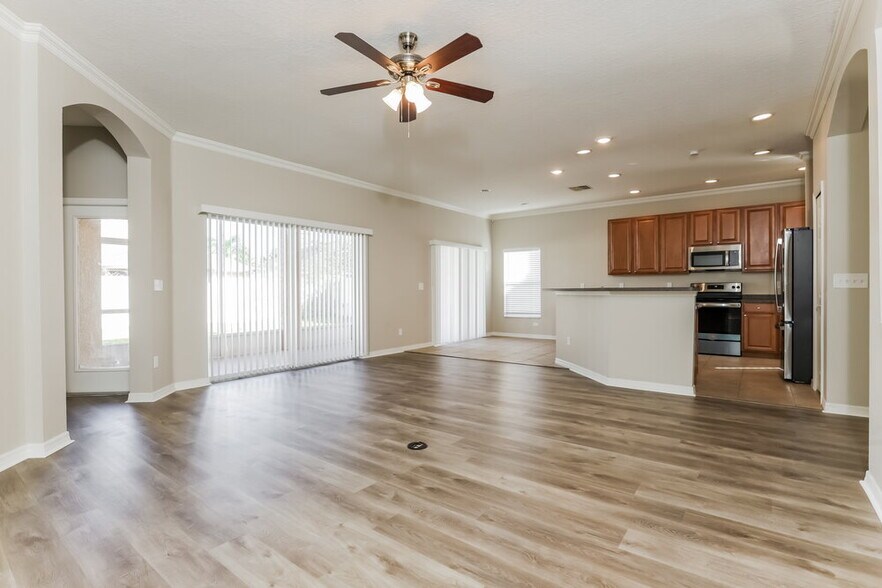 Building Photo - 506 York Dale Dr