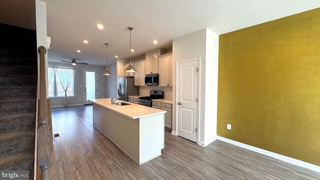 Building Photo - 7244 Clagett Dr