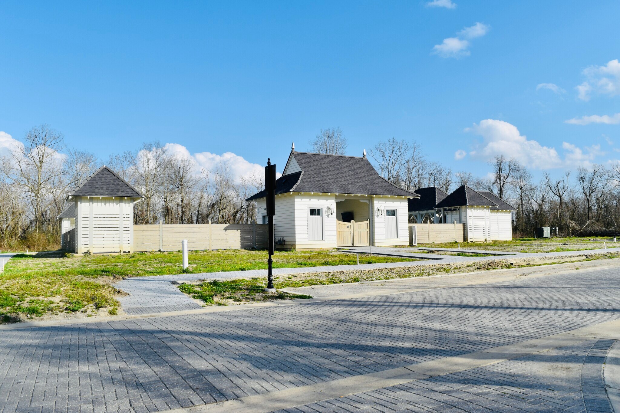 COMMUNITY POOL - 3305 Pointe Marie Dr