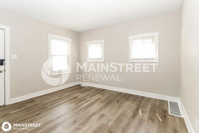 Building Photo - 1719 W Hill St, Louisville, KY 40210