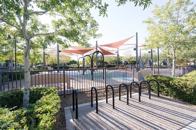 Building Photo - 1919 Foro Romano St