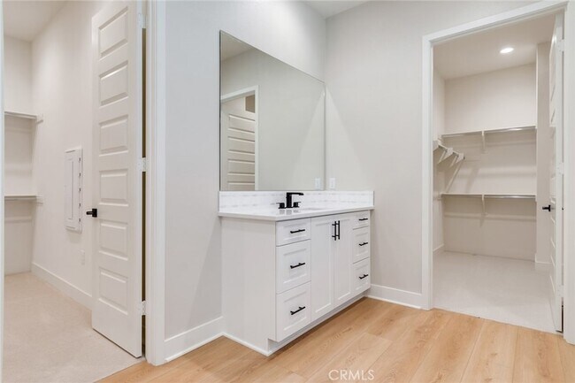 Building Photo - 6548 Canyon Oaks Dr