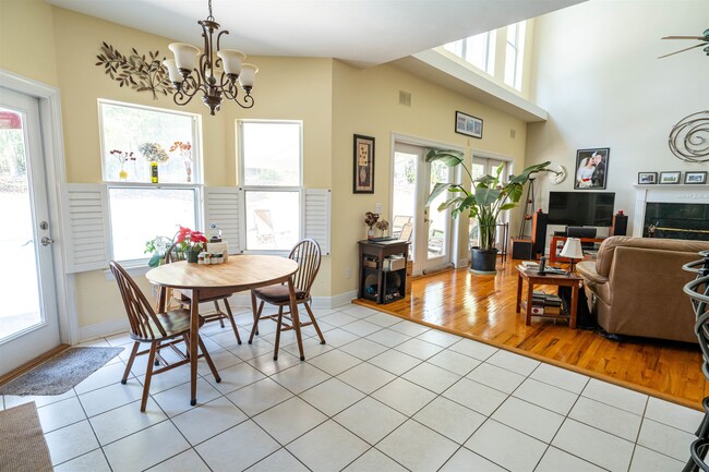 Building Photo - 491 Frank Shaw Rd