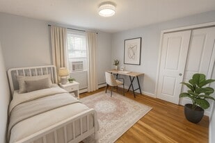 Building Photo - 22 Augustus Rd