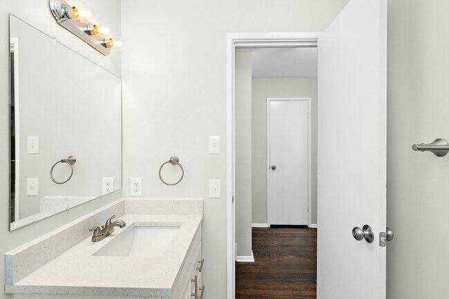 Building Photo - 6119 Marty Street, Unit H