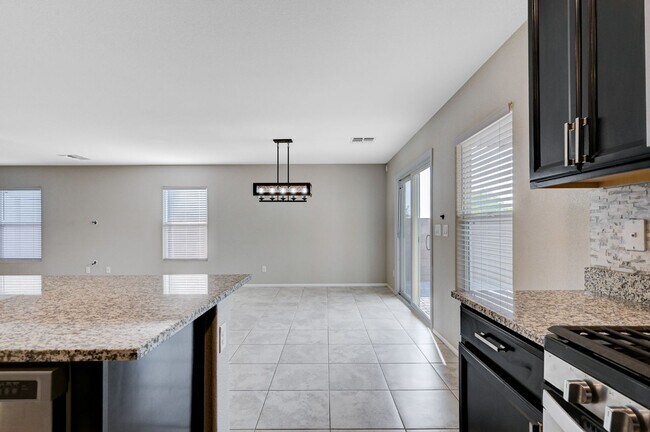 Building Photo - EXCEPTIONAL 4 BEDROOM, 3 BATHROOM HOME!