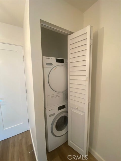 Building Photo - 404 N Broadway