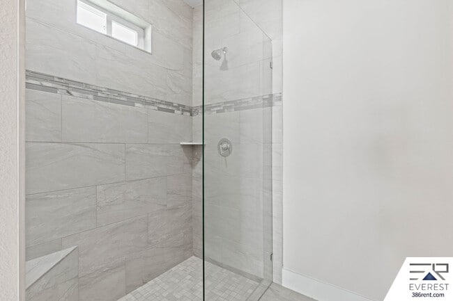 Building Photo - FULLY FENCED, LIKE NEW 3/2/2 IN DESIRABLE INDIAN TRAILS