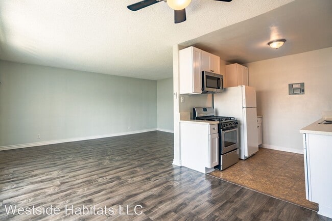 Building Photo - 350 S Manhattan- fully renovated unit in K...
