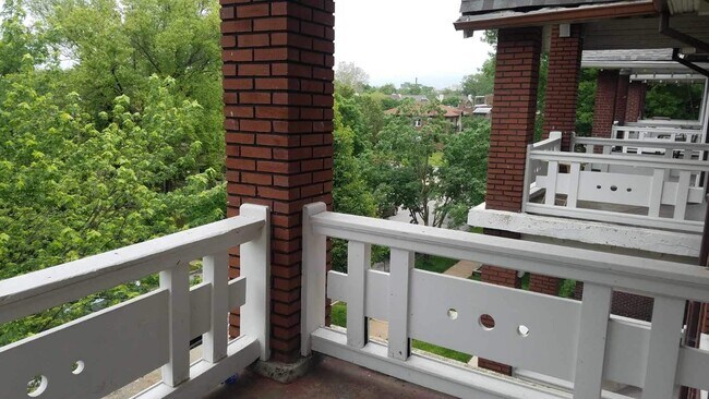 Building Photo - 6012 McPherson Ave