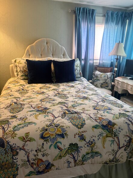 Building Photo - 6 Turner Rd