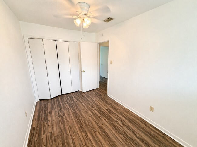 Building Photo - AVAILABLE NOW; APPLY TODAY ON OUR WEBSITE!!