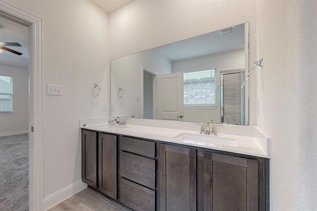 Building Photo - 10925 Klondike Ln