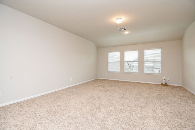Building Photo - 4442 Buentello Dr