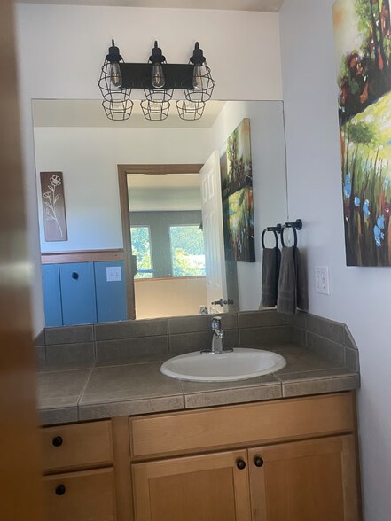 Building Photo - 23100 Sagers Ln