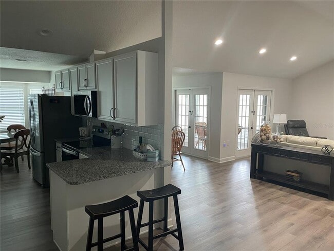 Building Photo - 6268 Sandpipers Dr