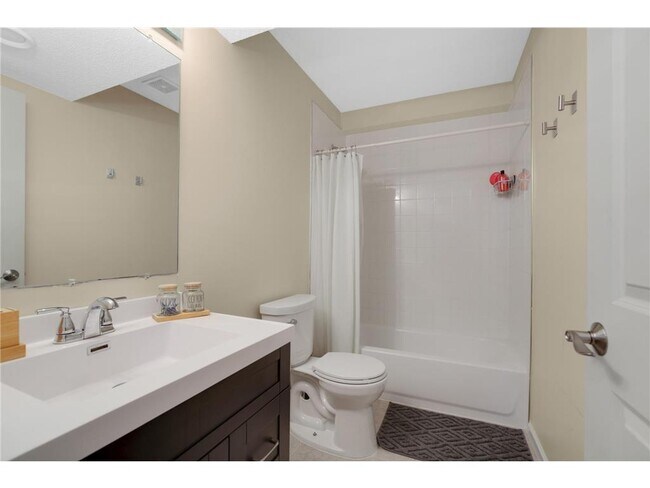 Building Photo - 15765 25th Pl N