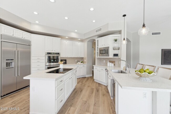 Building Photo - 1321 W Shellfish Dr