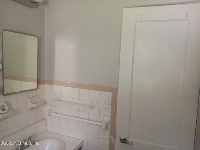Building Photo - 5149 107th St