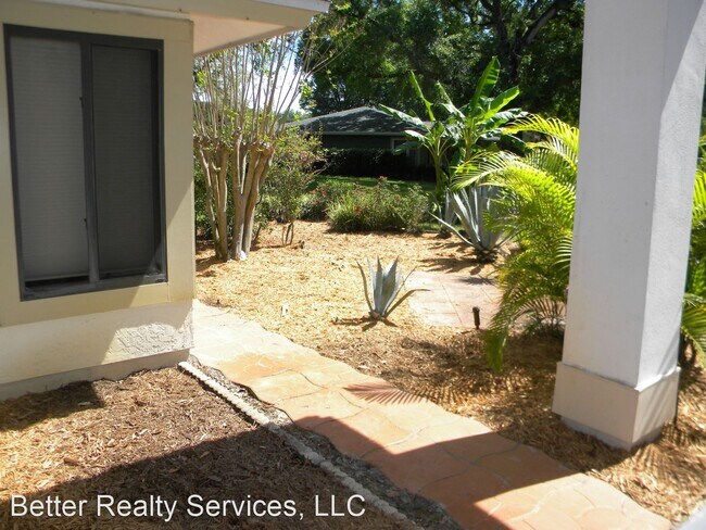 Building Photo - 3 br, 2 bath House - 2402 Burlwood Dr.