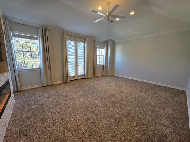 Building Photo - 1714 Roy St