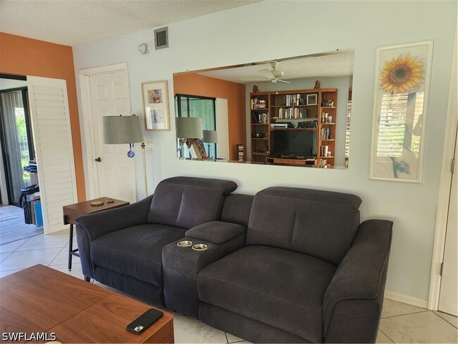 Building Photo - 1629 Spoonbill Ln