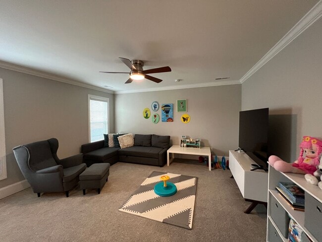Building Photo - 3719 Cedarmere Drive