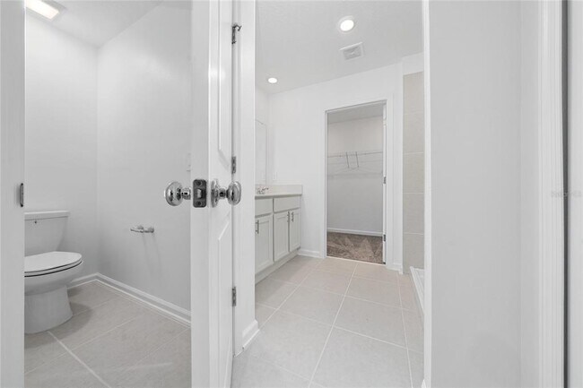 Building Photo - 5858 Le Marin Wy