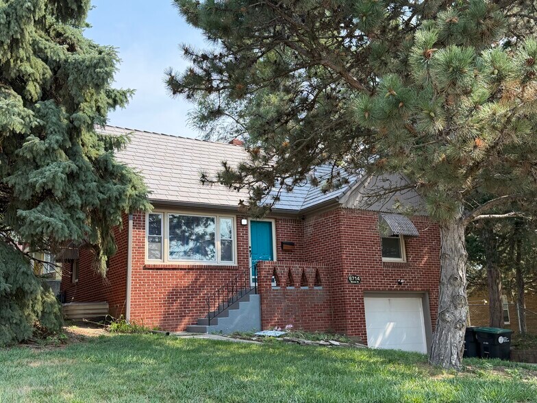 Building Photo - 6714 Blondo St