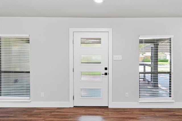 Building Photo - 9011 Angora St
