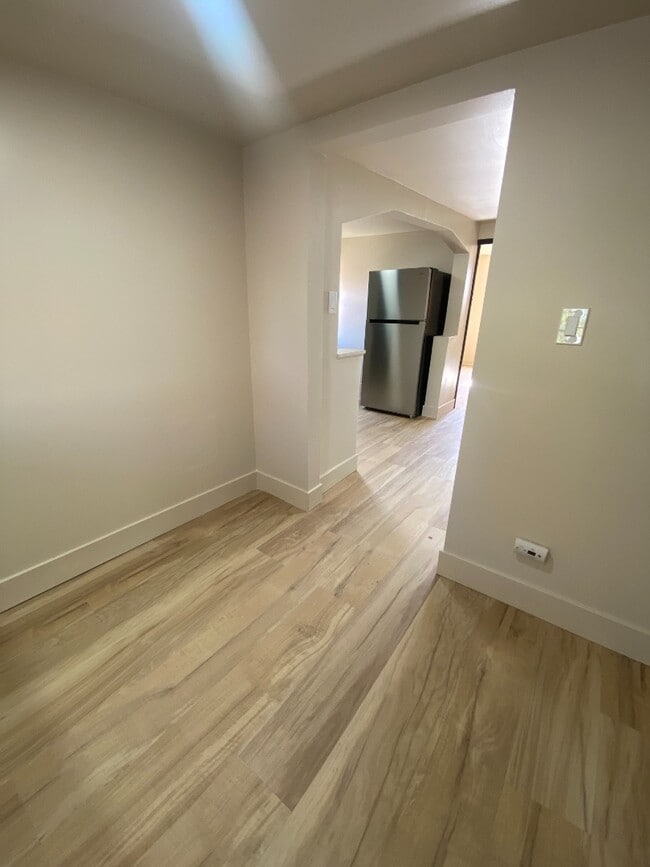 Building Photo - 2209 Shenandoah Ave