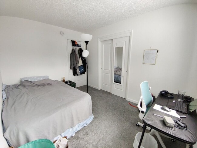 Building Photo - 45 Wildflower Dr