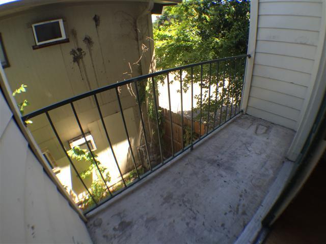 Building Photo - 2100 San Gabriel St