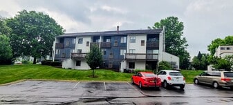 Building Photo - 806 Stratford Dr
