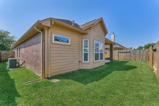 Building Photo - 10022 Elkwood Glen Ln