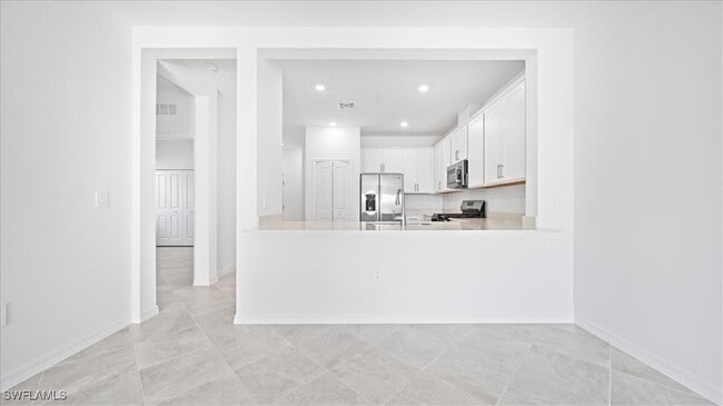 Building Photo - 14694 White Pearl Rd