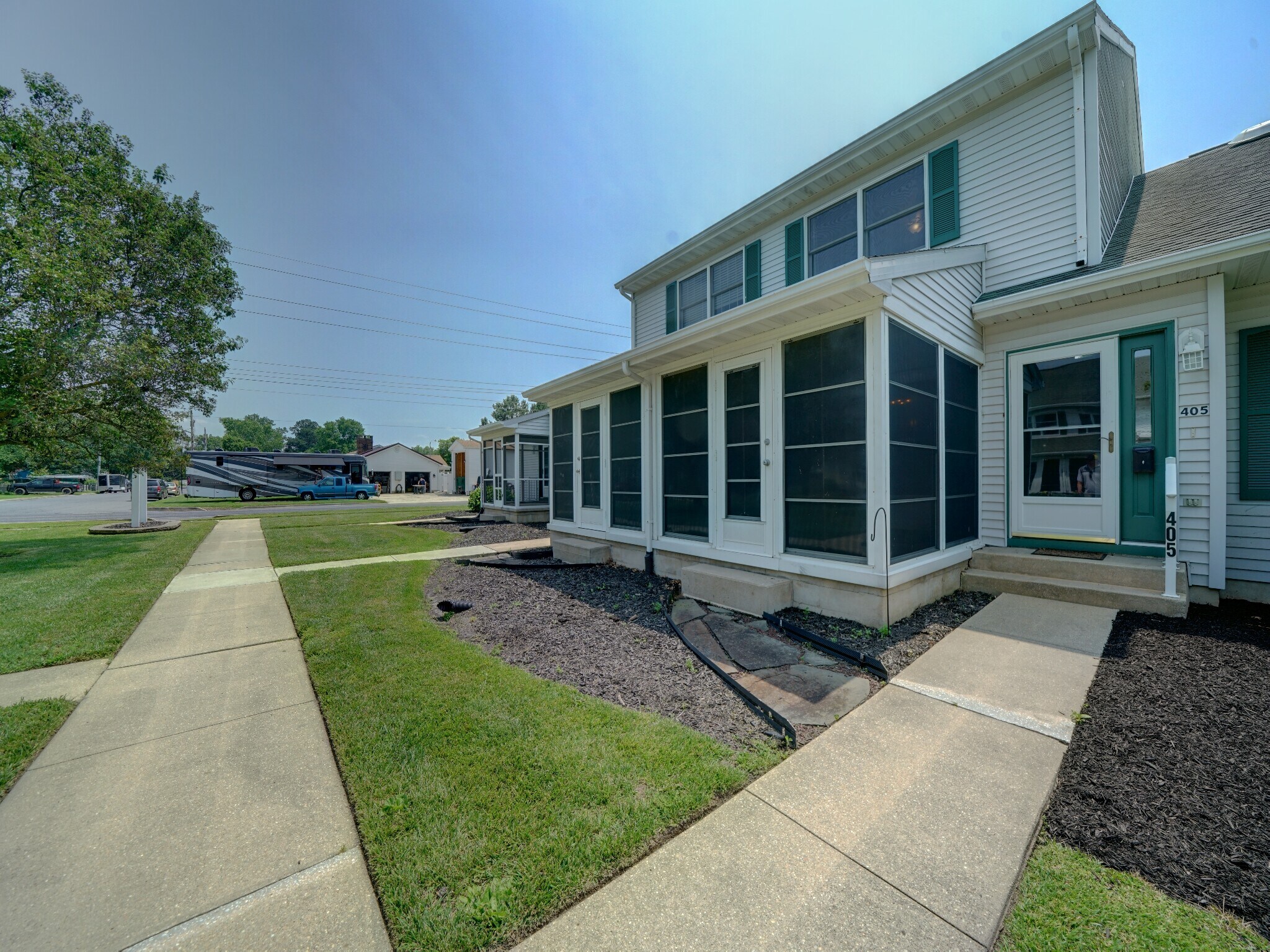 Sunroom - 405 Franklin St