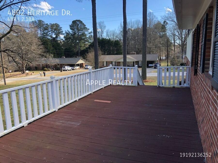 Building Photo - 4802 Heritage Dr