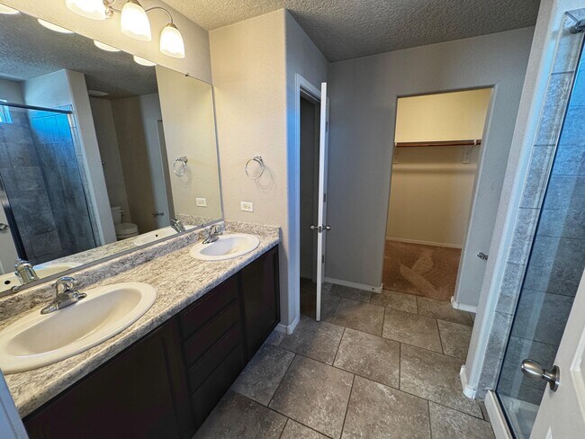 Building Photo - 8901 Eagle Hills Dr NW
