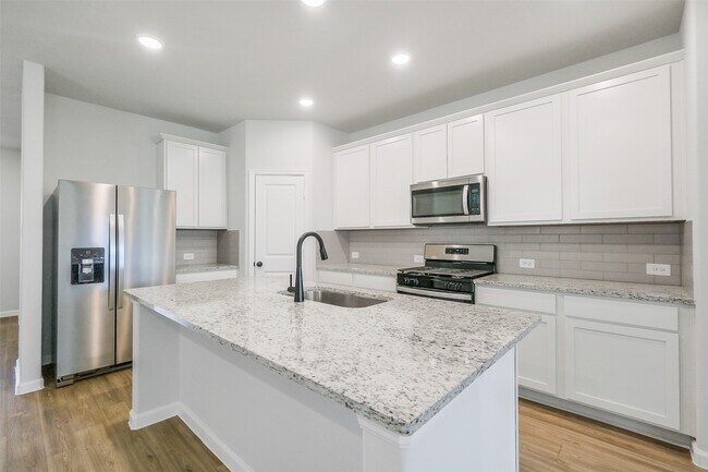 Building Photo - 12931 California Palm Ct