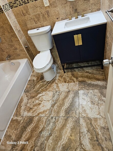 Building Photo - 0 Huntington Terrace