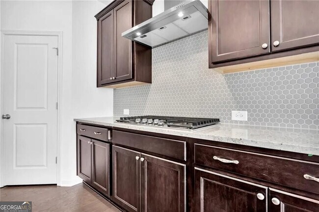 Building Photo - 5930 Neisler Rd