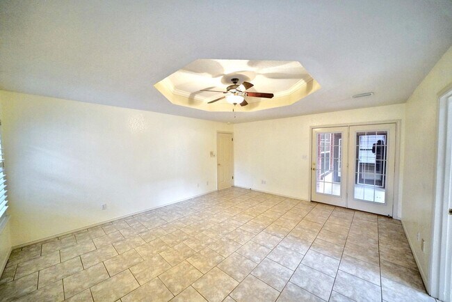 Building Photo - Executive Home in Greenshire with Luxurious Updates and Spacious Outdoor Living - Agent Commissio...