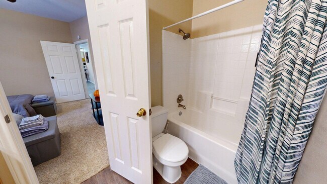 Building Photo - 602 Townplace Dr