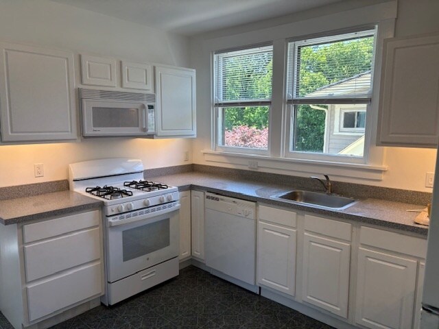 Building Photo - 2887 Romana Pl