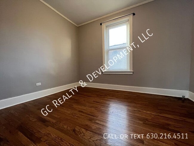 Building Photo - 4820 N Springfield Ave