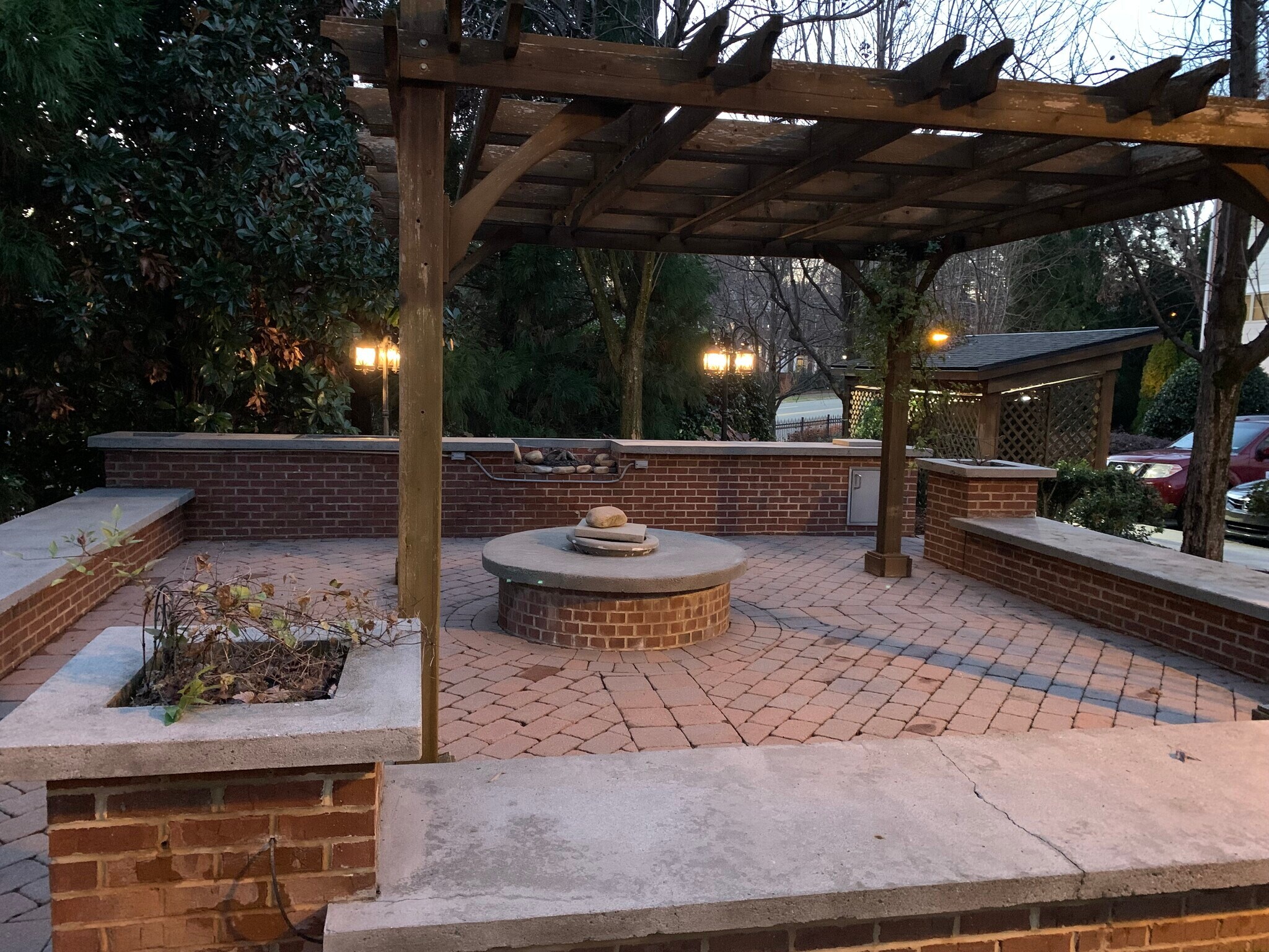 Building Photo - 307 Le Gran Bnd