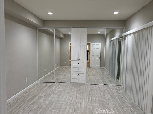 Building Photo - 34 Greenmoor