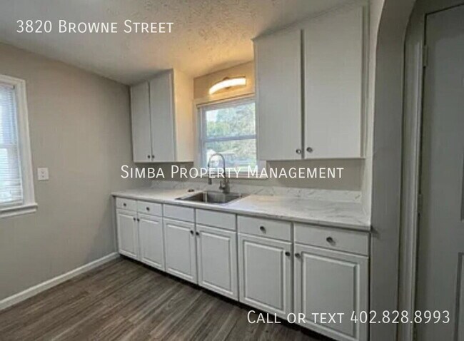 Building Photo - 3820 Browne St