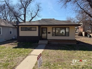 Building Photo - Updated 4+ Bedroom, 2 Bathroom House By Augustana University